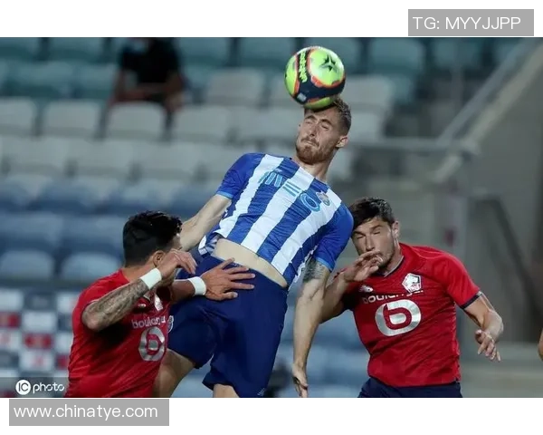 波尔图在友谊赛中以1-0小胜巴萨补时绝杀引发全场狂欢战术分析