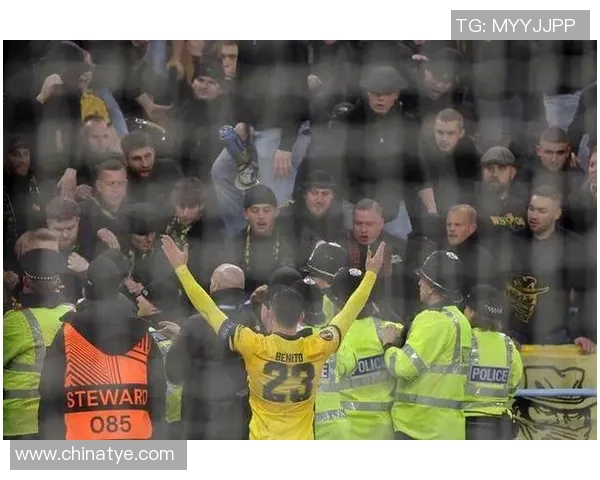 欧联杯精彩对决多特蒙德3-0击败那不勒斯红牌事件引发全场热议