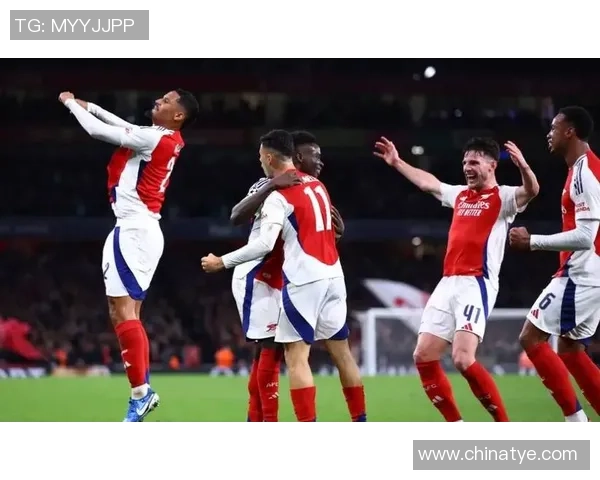 意甲激战阿森纳与巴黎圣日耳曼平局战术解析与精彩瞬间回顾