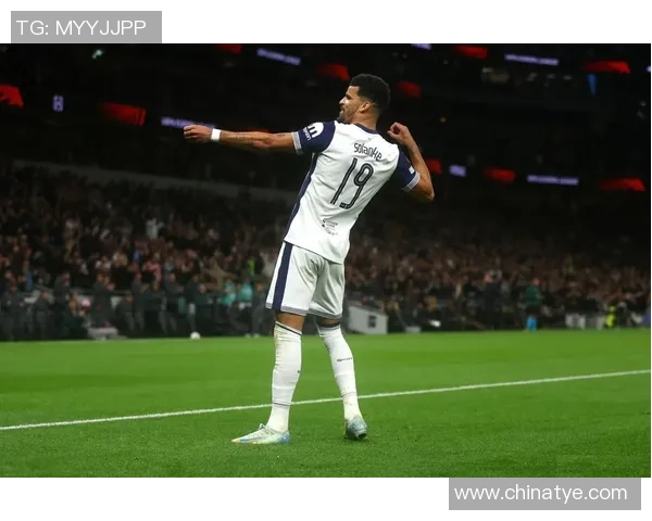 国王杯激战热刺与那不勒斯互交白卷补时进球引发全场狂欢解析