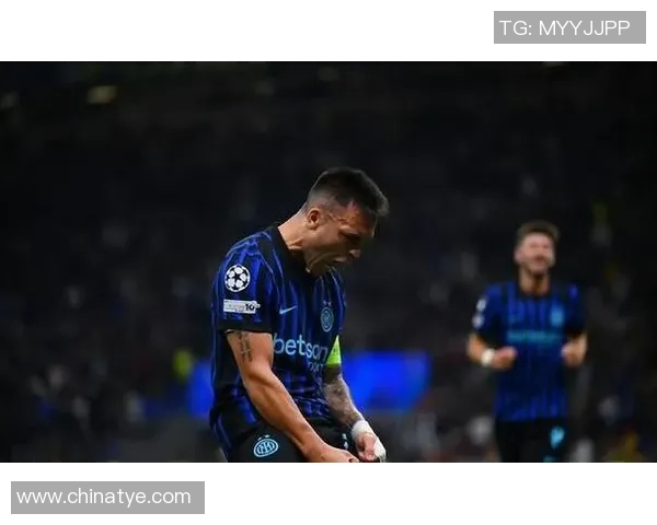 西甲激战：那不勒斯与拜仁战平补时进球引爆全场激情