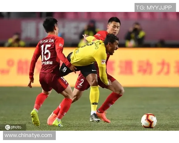 中超精彩对决莱比锡与巴黎圣日耳曼战成平局绝杀瞬间引发全场狂欢