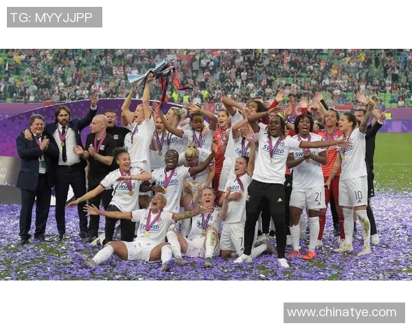 英超精彩对决尤文图斯与里昂战成平局帽子戏法引发争议判罚引热议 英超精彩对决尤文图斯与里昂战成平局帽子戏法引发争议判罚引热议