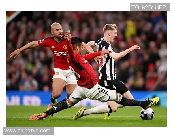 欧联杯曼联大胜莱比锡四球狂潮乌龙球成比赛转折点分析